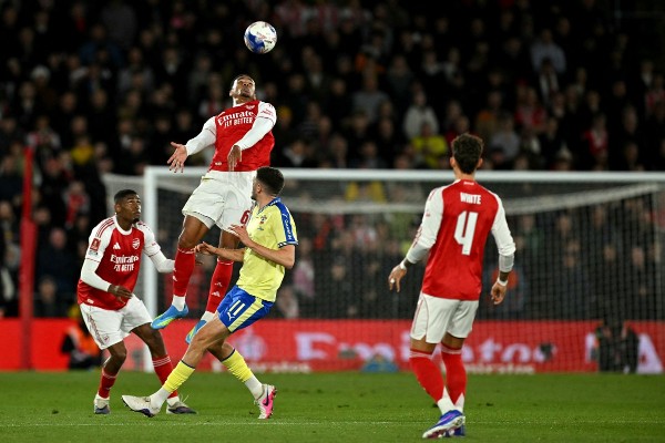 加比爾傷出 兵工廠路難行