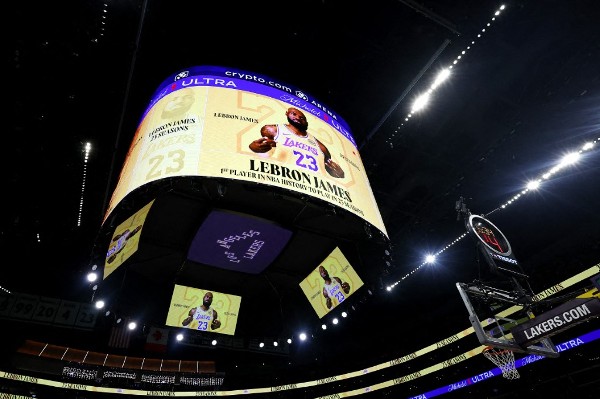 大帝創歷史之戰 湖人反勝爵士