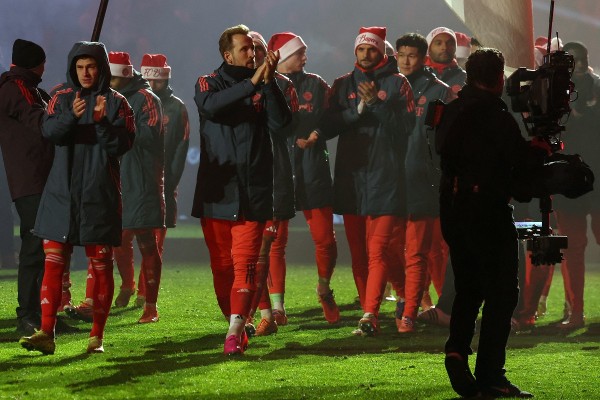 失望？拜仁聖誕片轉玩小木屋佈置