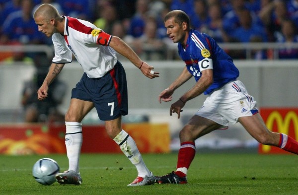 2004歐國盃法國首輪分組賽遇上英格蘭。