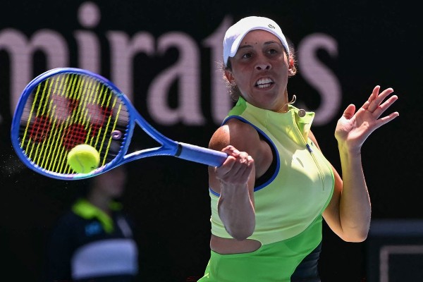 姬絲偕柏高娜澳網晉級 芭杜莎出局