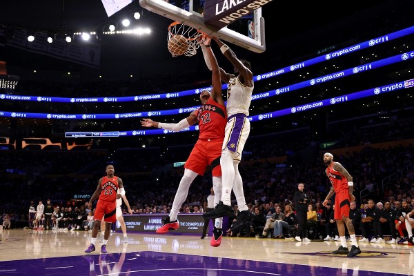 湖人3將「20+」 湖人110：93擒速龍