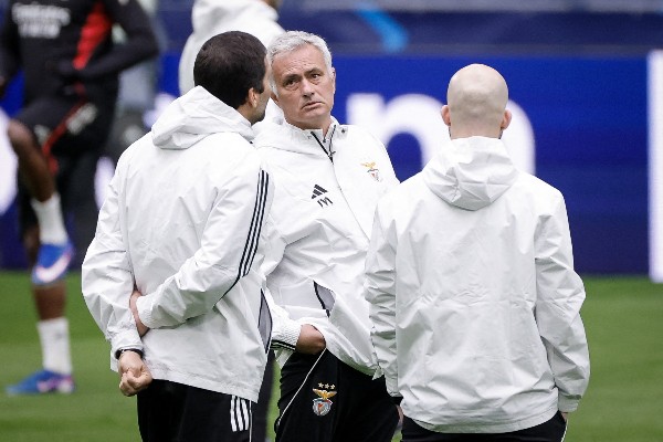 傳摩連奴下季回巢任「艦長」