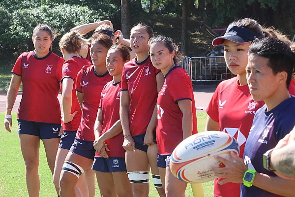 熟習魁梧高速全運對手　香港女隊以混合男隊陪練