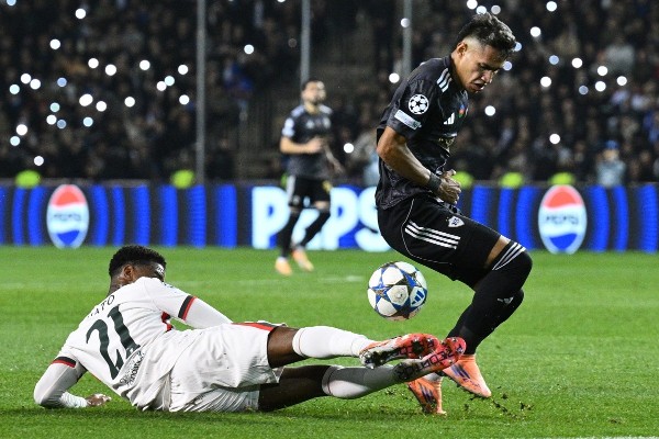 加拿曹扳平 車路士逼和卡拉巴克