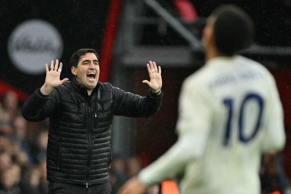 伊拉奧拿：離般茅非被撬走