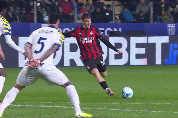 【意甲】帕爾馬2：2 AC米蘭