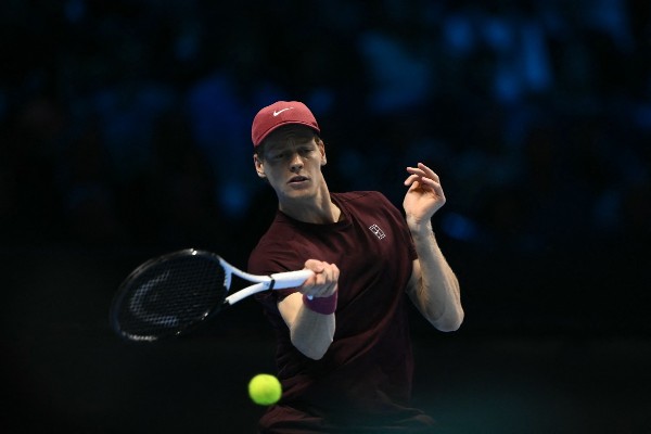 冼拿黃戰衣征澳網 艾卡拿斯綠色無袖衫騷肌