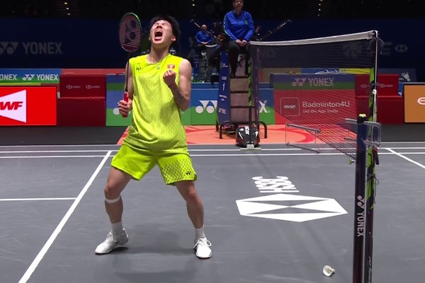 李卓耀全英賽直落兩局闖16強