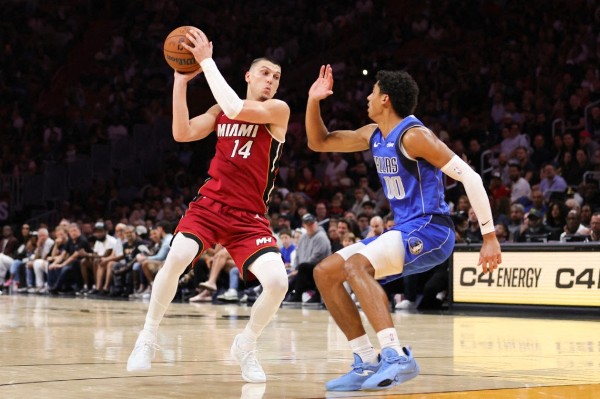 英雄哥回歸即立功 熱火掃「獨」5連勝