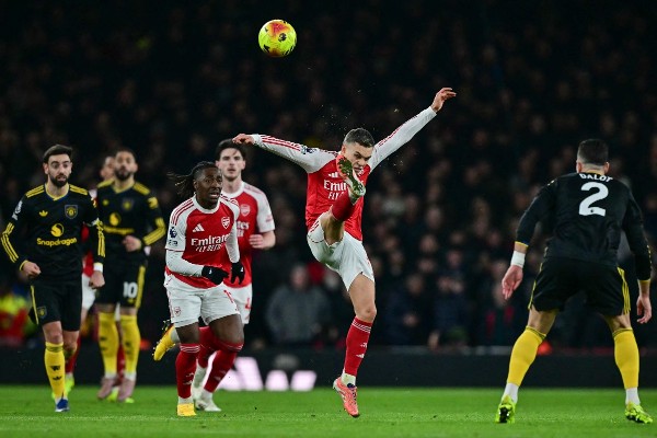 阿迪達認槍手抵輸：危險地帶多次甩波