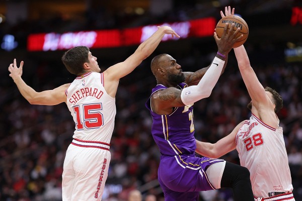 大帝高效轟30分 湖人再拔「箭」取7連勝