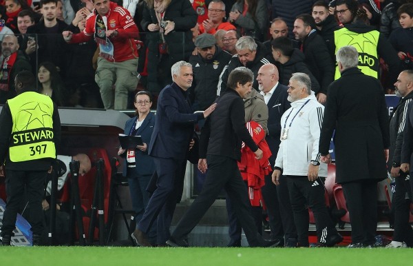 摩佬牙擦：干地輸波搵藉口