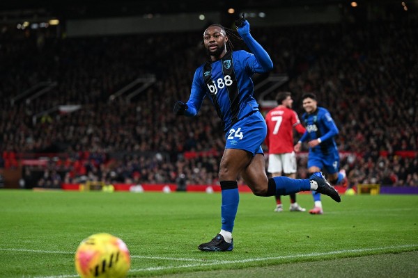 施曼尤考慮1月離般茅 紅軍勢搶人？