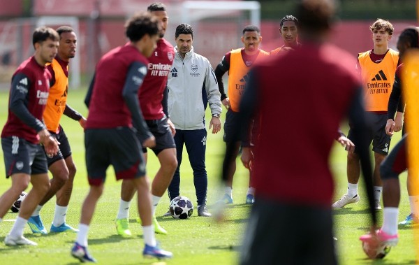 阿仙奴迎擊士砵亭 阿迪達：滿有鬥志