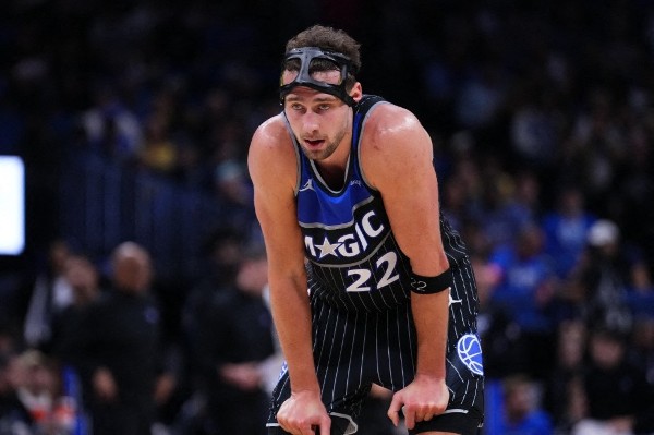 域拿獨取32分 魔術1分險勝熱火