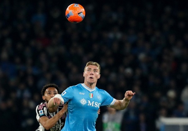 海倫暗示拒返曼聯：下季用意大利文受訪