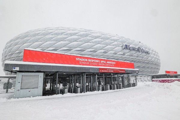 球場內外鋪滿積雪。©AFP
