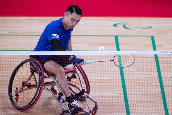 陳浩源輕鬆取得羽毛球首勝