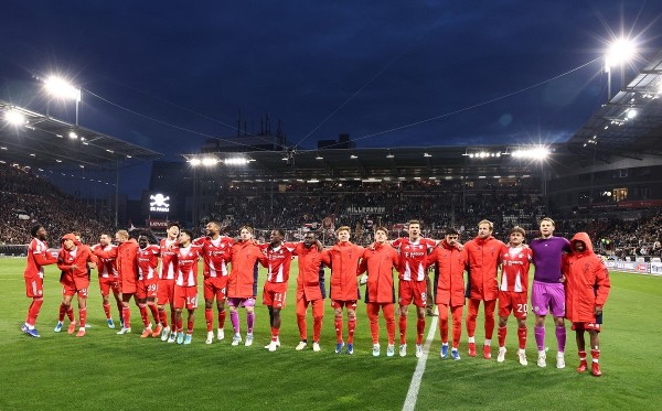 甘賓尼：拜仁慕尼黑 = 入球