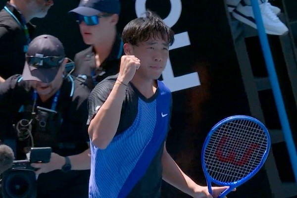 黃澤林澳網外再勝 距正賽只差一場