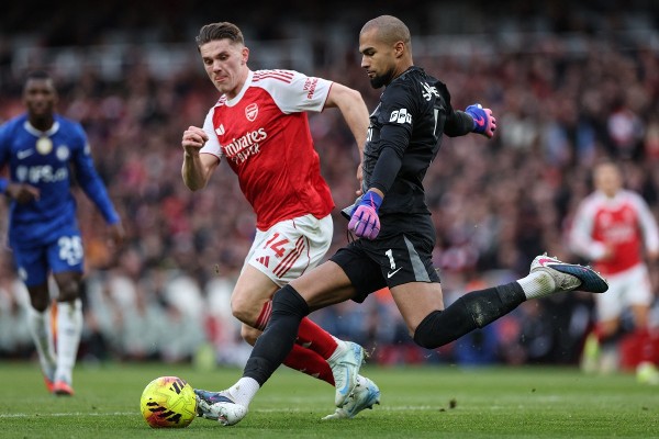 羅仙尼亞：車路士冇固定一號龍