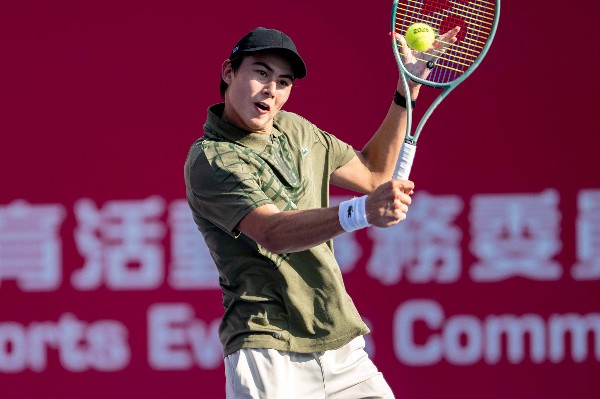 朱鍇泓澳網青年組首圈奏捷 明早亮相第5大場館鬥東道主