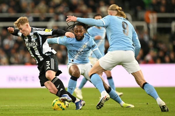 施曼尤又建功  曼城2：0先拆「紐」