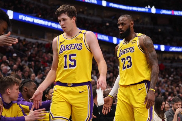 LBJ經理人籲交易利夫斯