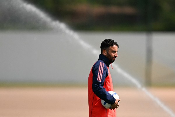 曼聯炒阿摩廉支付1600萬鎊