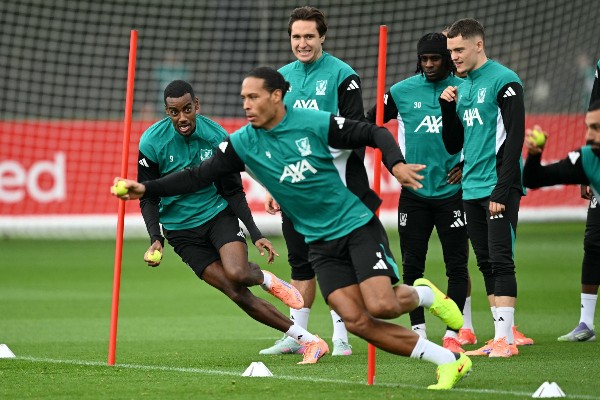 雲迪克力撐伊薩：之後入波陸續有來