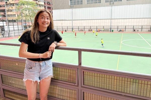 由足球訓練班到出戰學界,麥花臣都是她的英雄地。@Now Sports