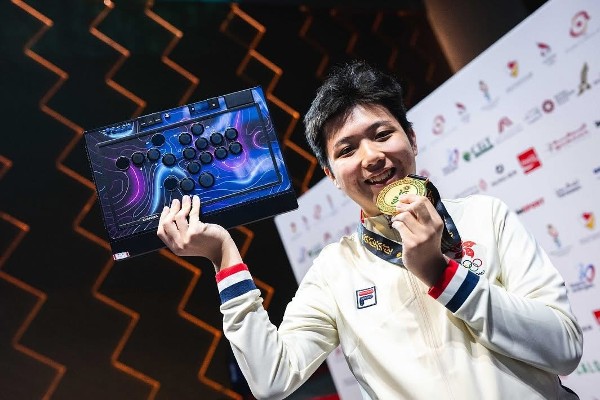 陳栢賢電競「街霸」稱王 奪港隊亞青運第3金