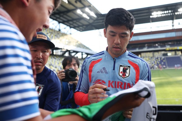 遠藤航因傷退隊 日本補選町田修斗
