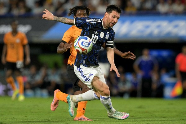 美斯主場告別戰  阿根廷炒贊比亞