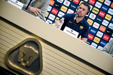 35歲艾朗藍斯宣佈掛靴