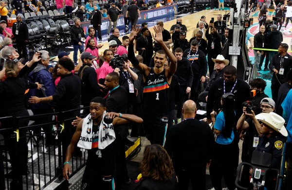 史上首個全票當選！雲班亞馬膺最佳防守球員