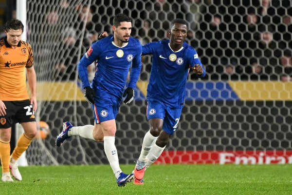 柏度尼圖戴帽  車仔4球打「虎」