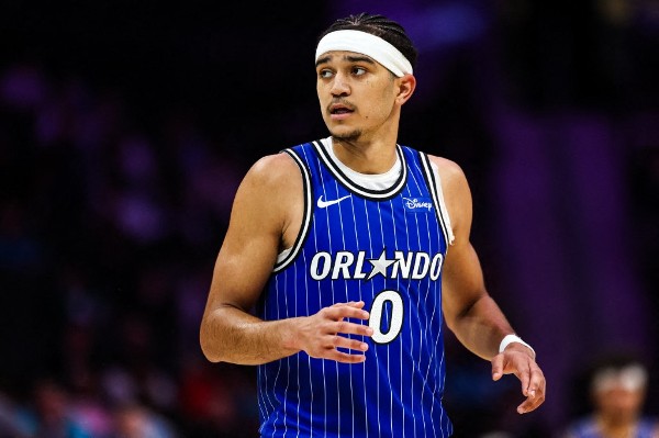 4夾1！魔術「小黑」靚絕入樽成佳話