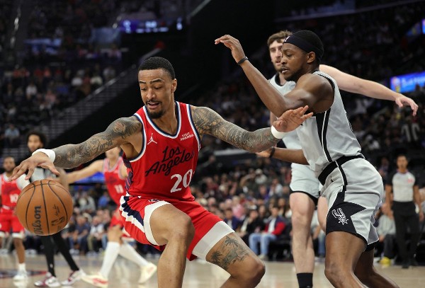 馬刺沉「艇」 拓荒者擒「鵝」排西岸第8