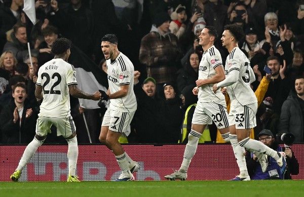 魯爾占美利斯亡父後首士哥