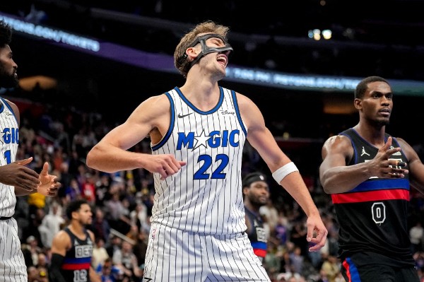 域拿左腳傷勢較預期為輕。©AFP