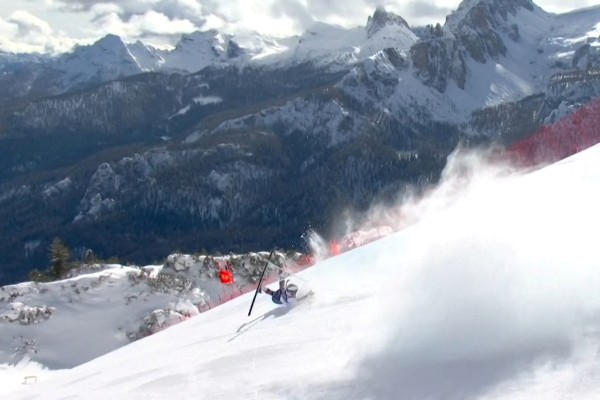 禾恩完成第2次左腿手術