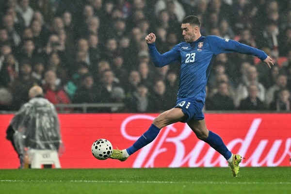 拉賀域或無緣倒戈鬥費倫天拿