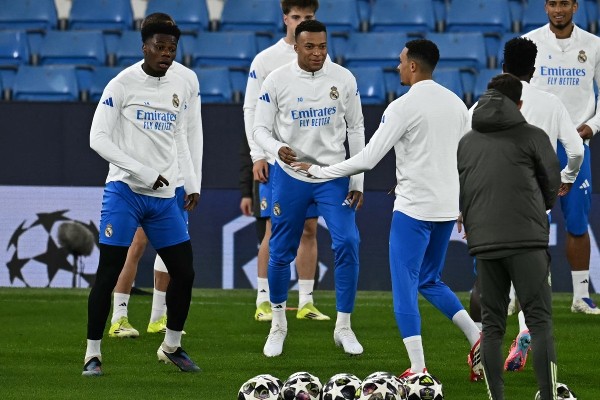 安巴比落實復出攻「城」