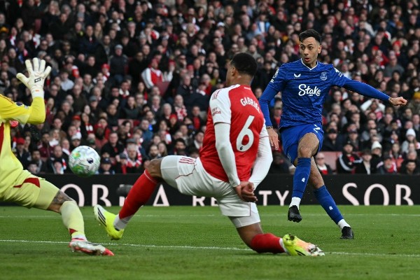 阿仙奴食尾胡奪「愛」放領10分