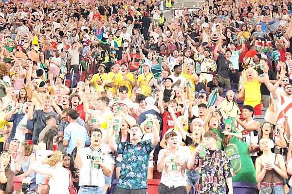 七欖揭幕首天　法國澳洲男女子俱全勝