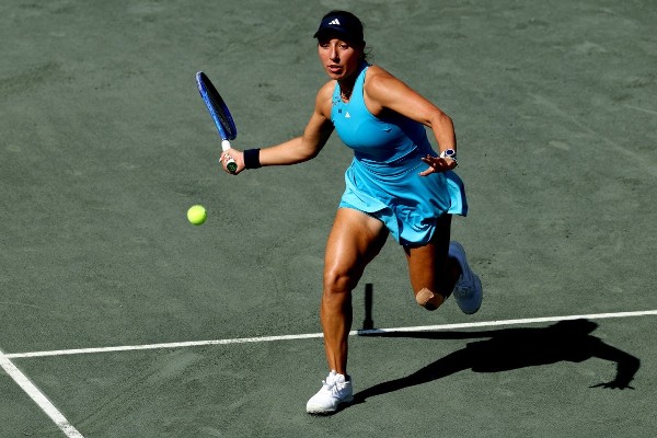 柏高娜查爾斯頓網賽反勝過關