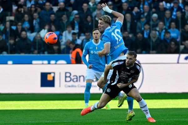 海倫「拿」長約只欠正式合同？