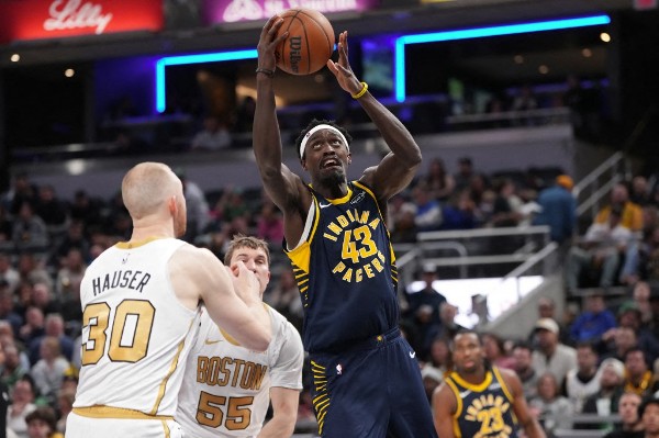 溜馬食「塞」3連勝 布朗缺陣兼受罰